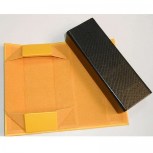 custormizedサイズとロゴとワンピース磁気折り畳み式の紙箱